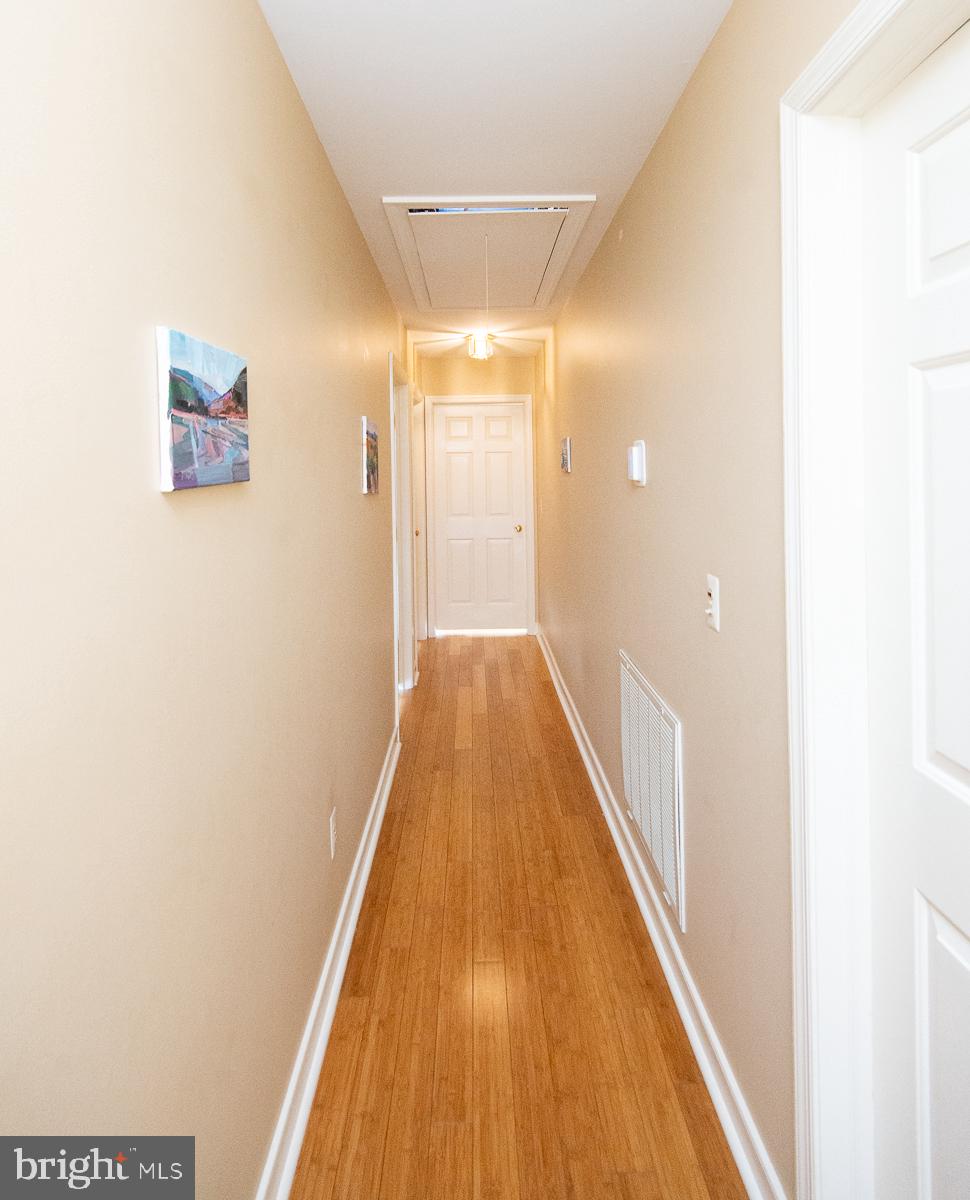 18 LONDONDERRY DRIVE