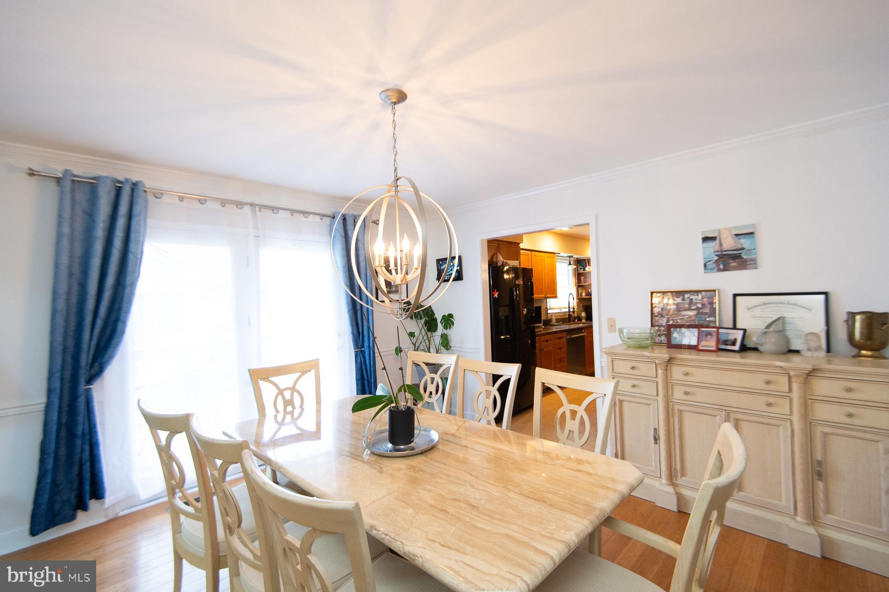 18 LONDONDERRY DRIVE