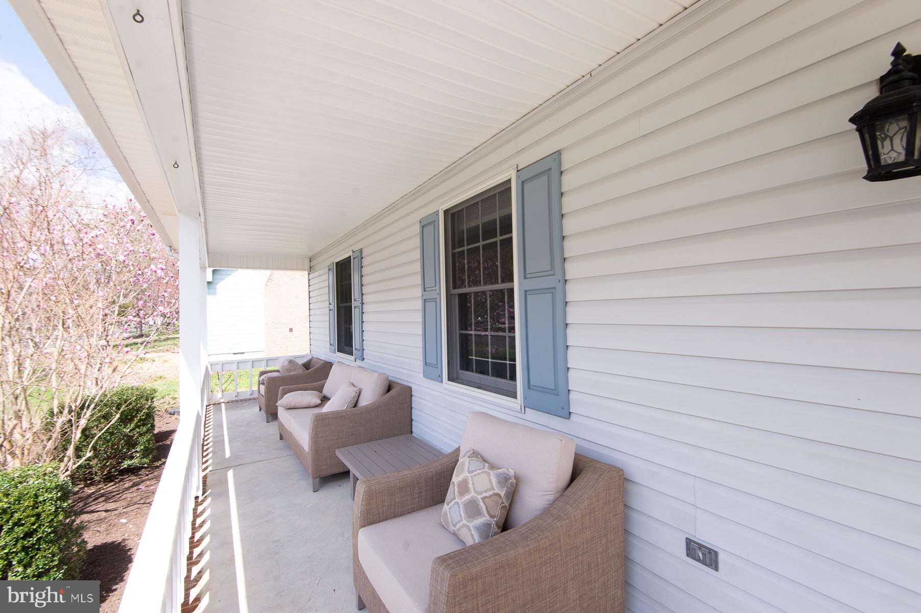 18 LONDONDERRY DRIVE