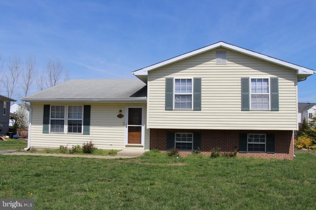 8651 CHESTER COURT
