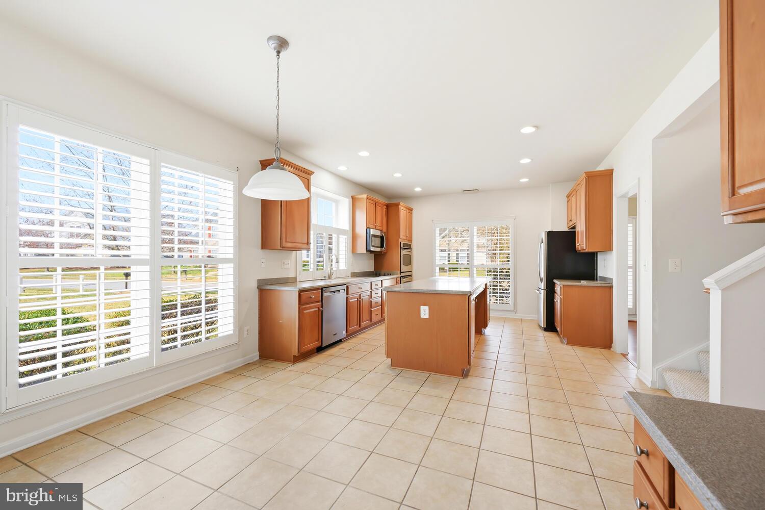 29885 HILLARY AVENUE