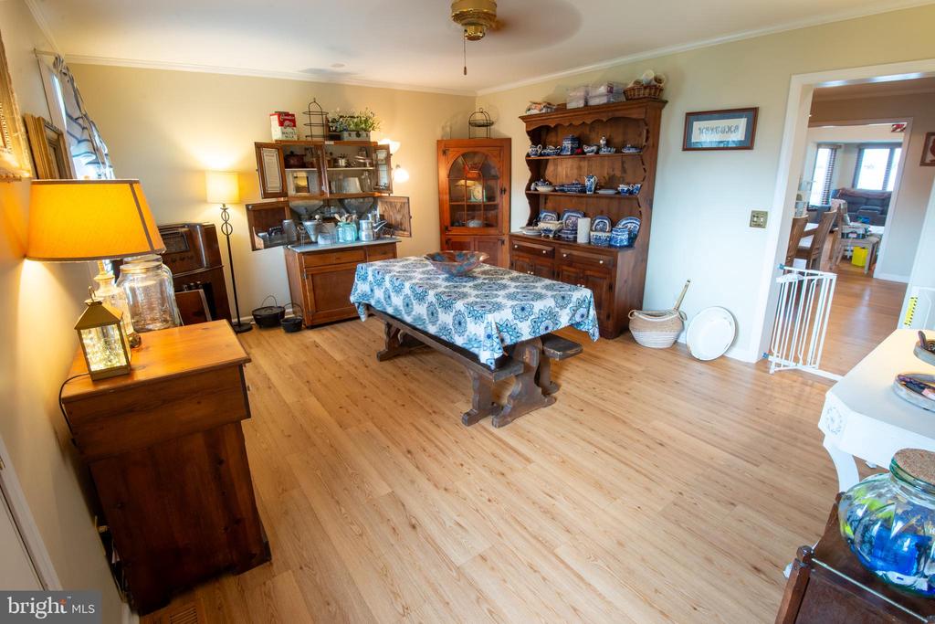 3853 RUMSEY DRIVE