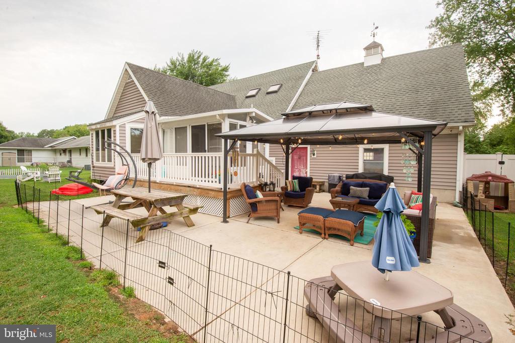 3853 RUMSEY DRIVE