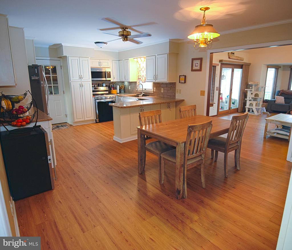 3853 RUMSEY DRIVE