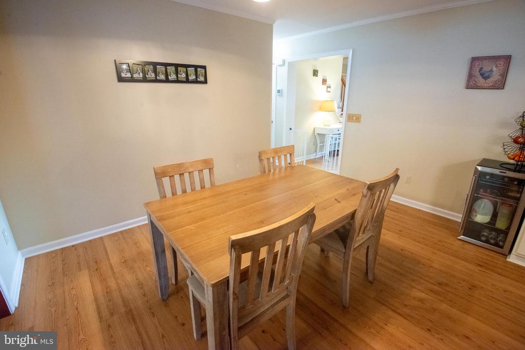 3853 RUMSEY DRIVE