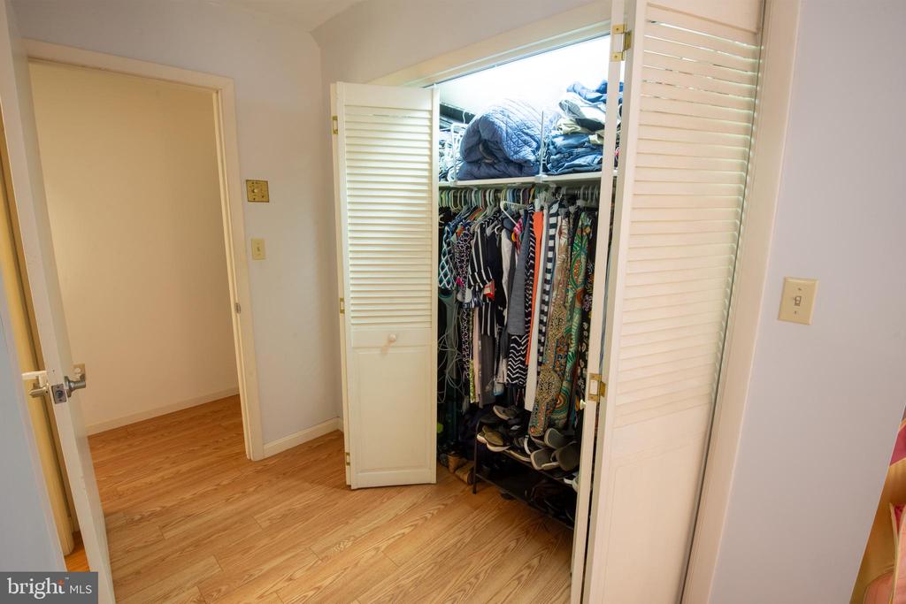 3853 RUMSEY DRIVE