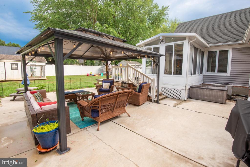 3853 RUMSEY DRIVE