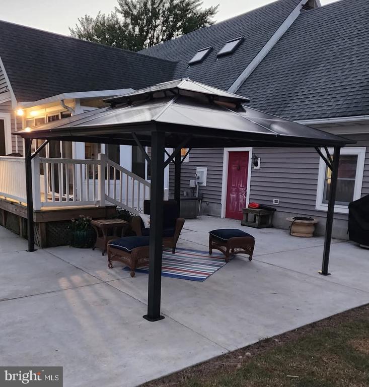 3853 RUMSEY DRIVE