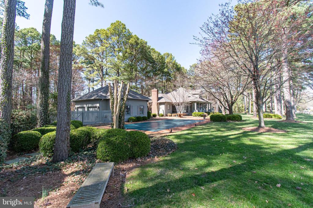 4335 WORLD FARM ROAD