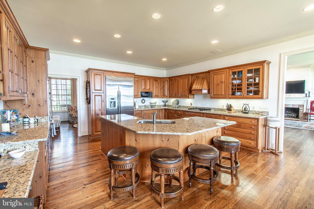 4335 WORLD FARM ROAD