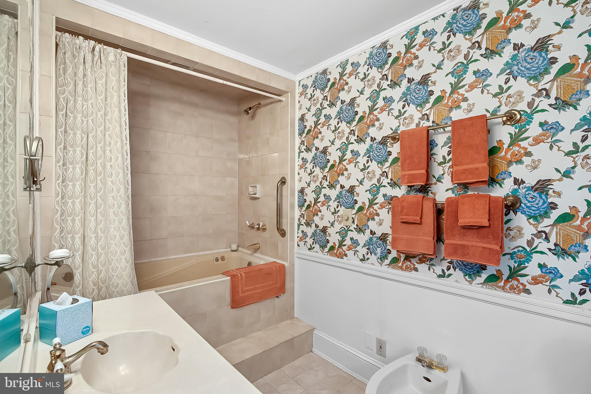 7421 QUAKER NECK ROAD