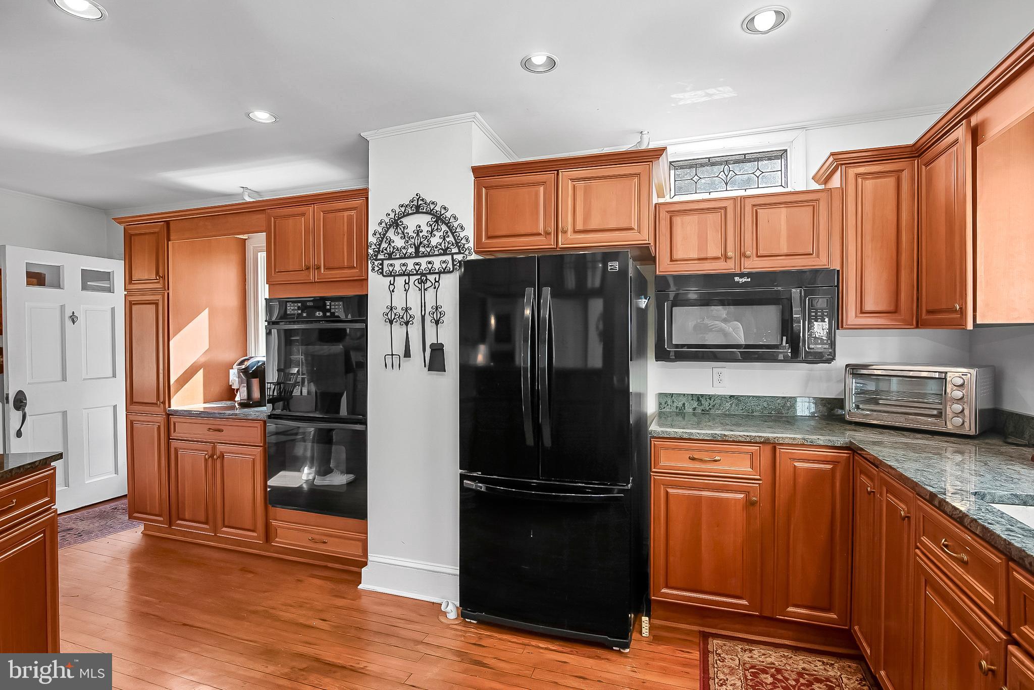 7421 QUAKER NECK ROAD