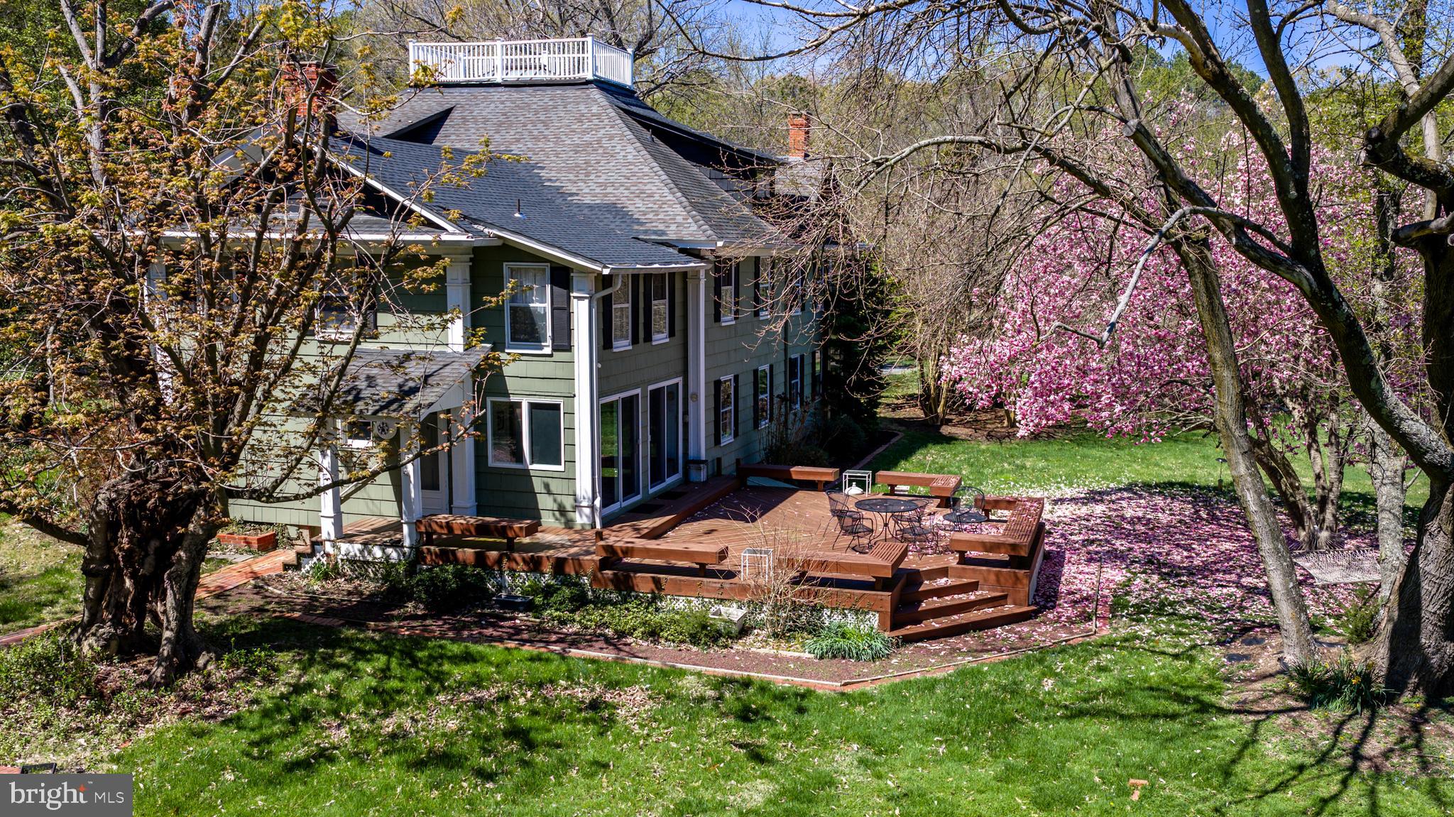 7421 QUAKER NECK ROAD