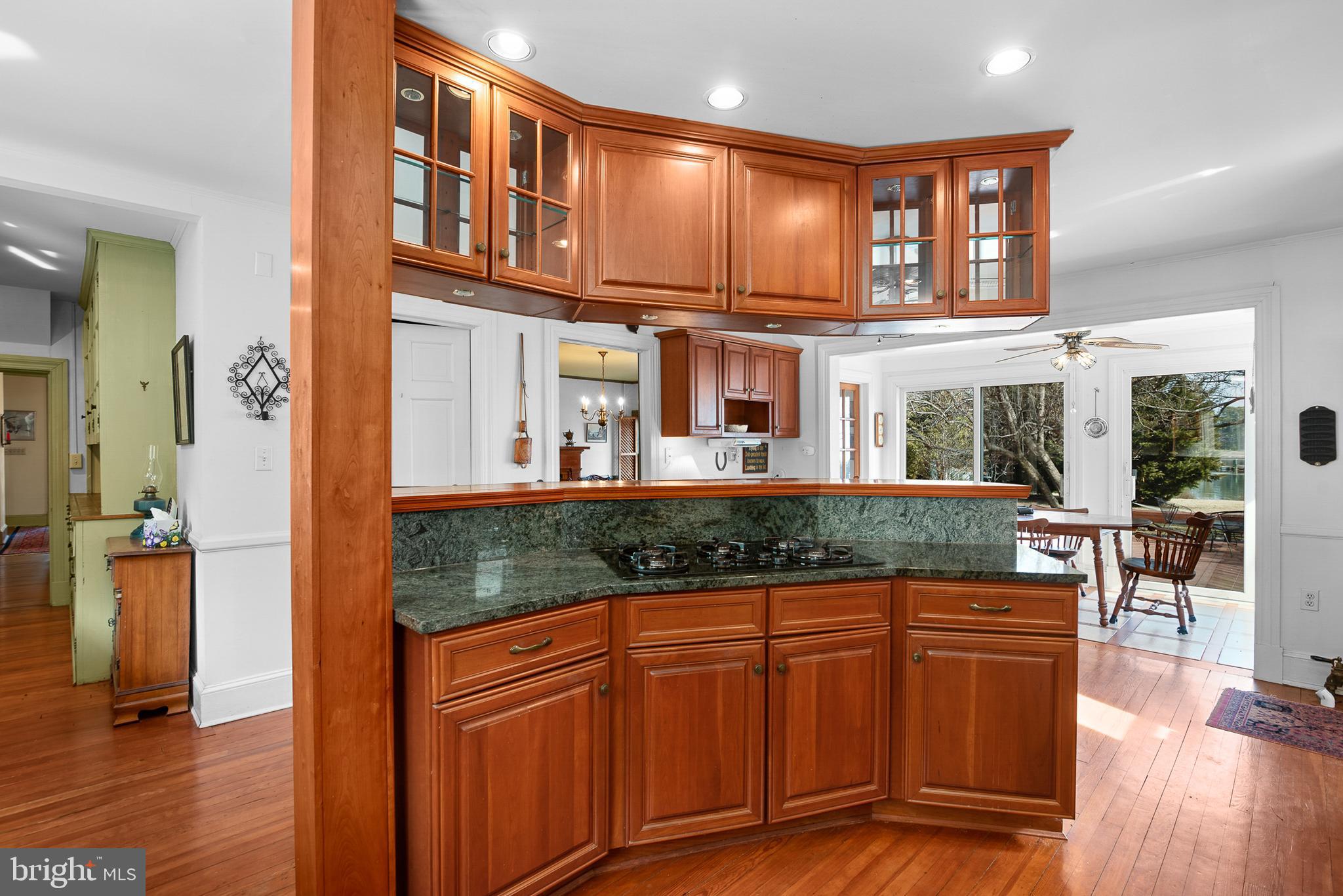 7421 QUAKER NECK ROAD