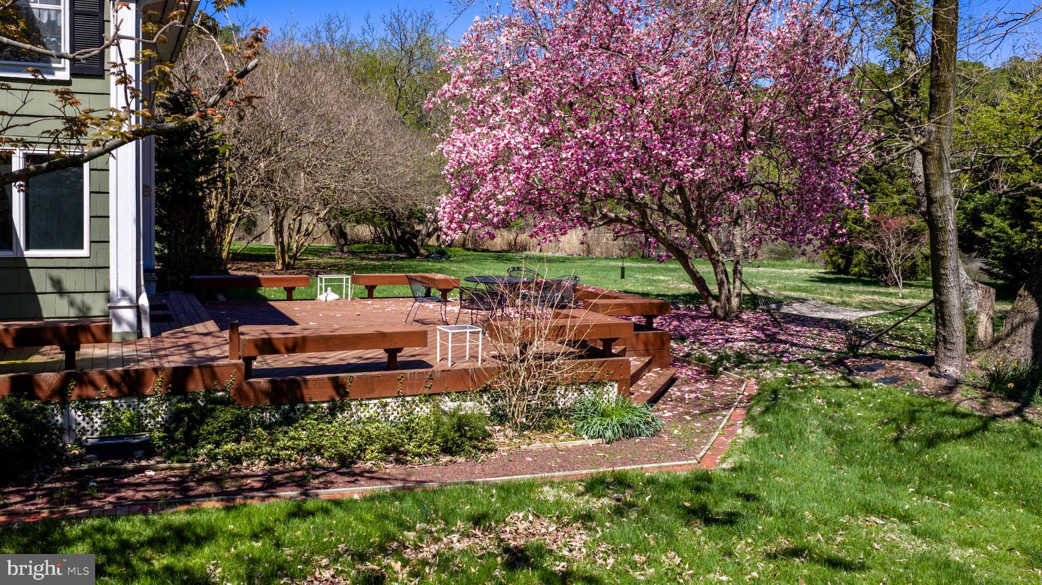 7421 QUAKER NECK ROAD