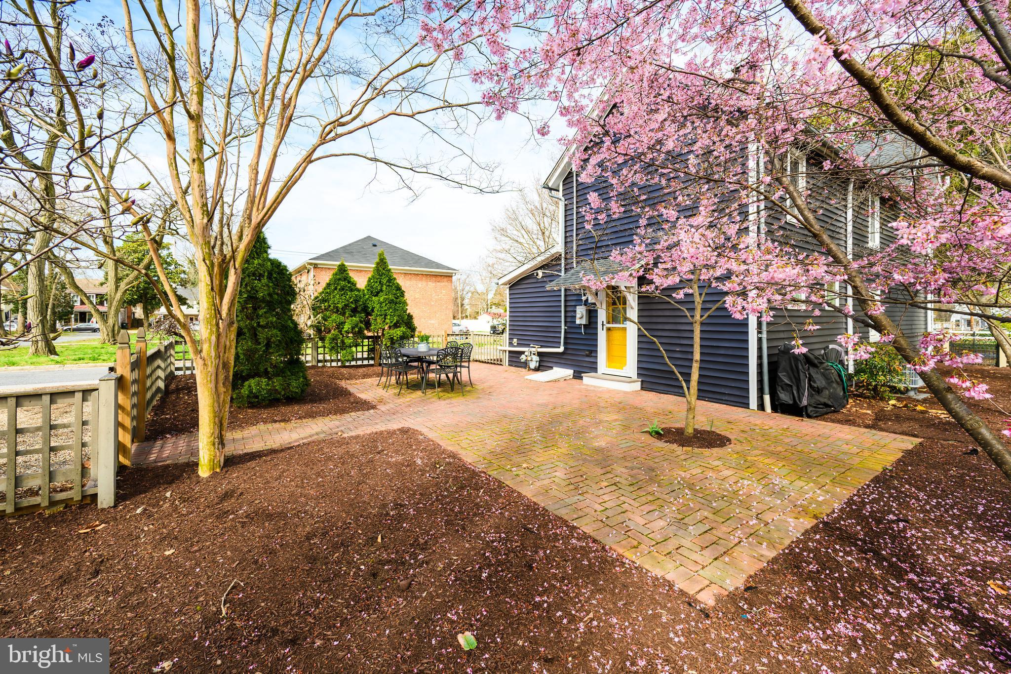 402 CHERRY STREET