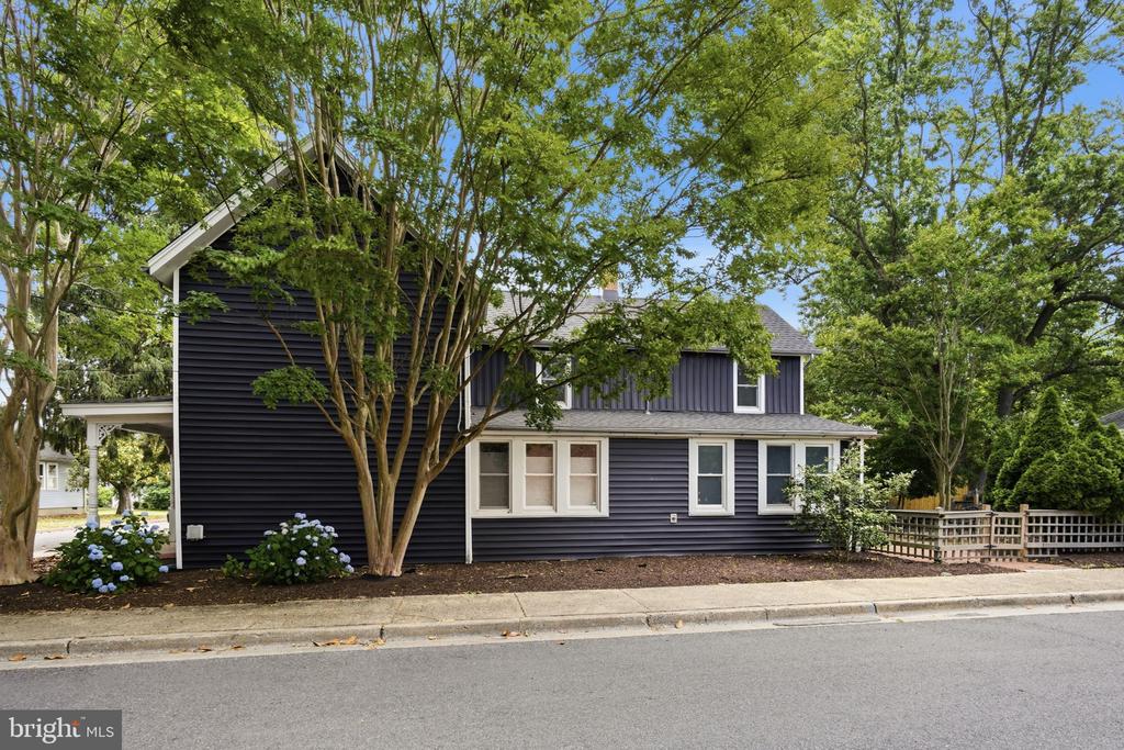 402 CHERRY STREET