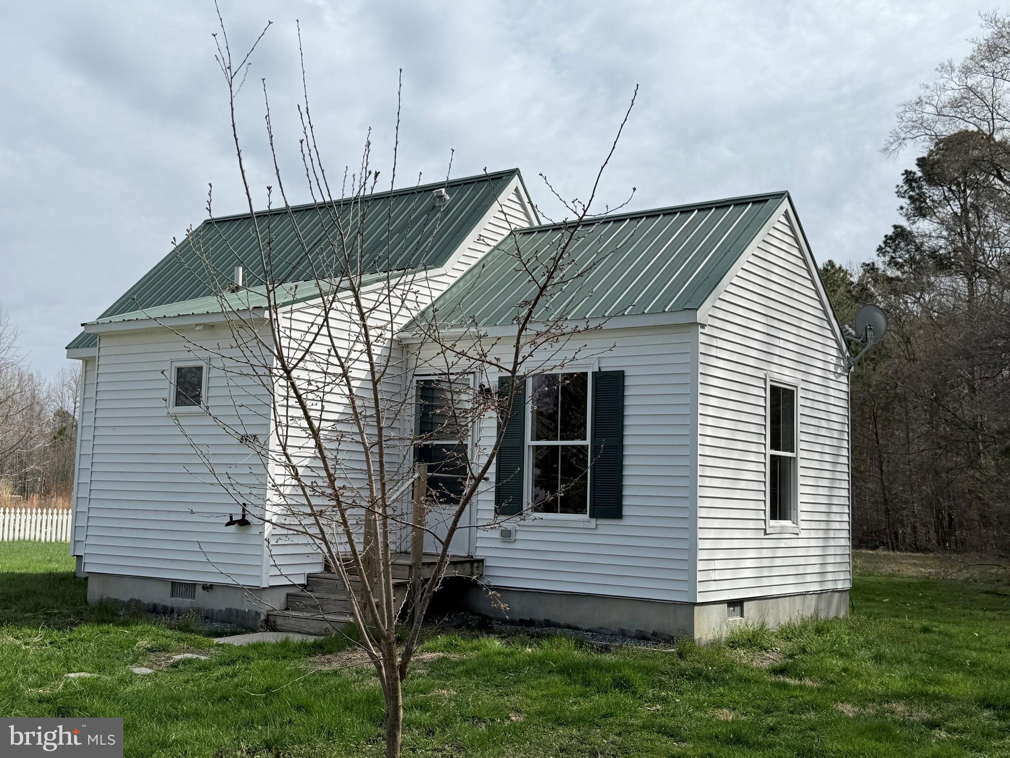 6937 BELLEVUE ROAD