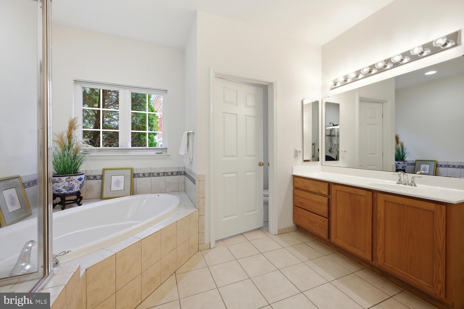 7588 EASTON CLUB DRIVE