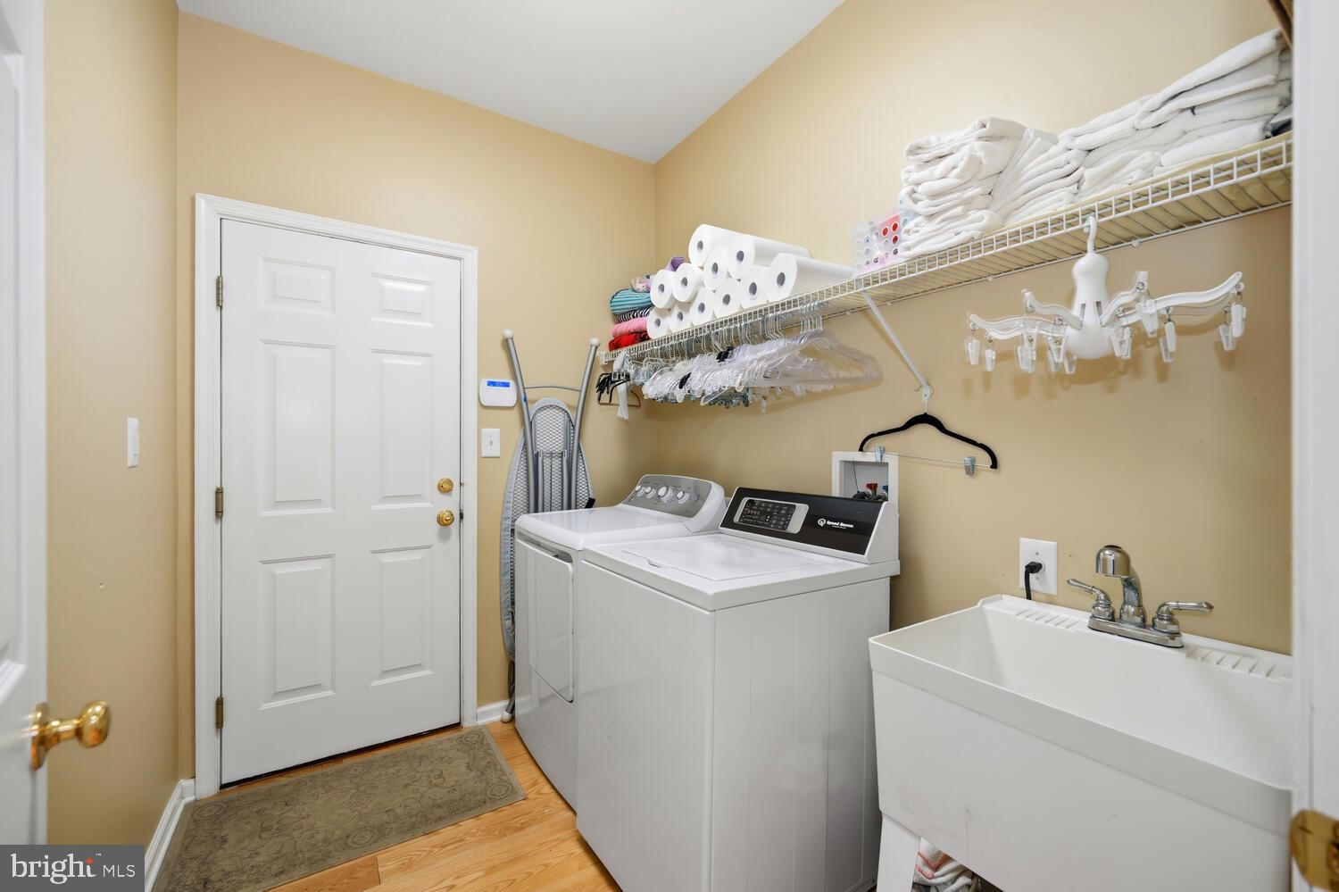 7588 EASTON CLUB DRIVE