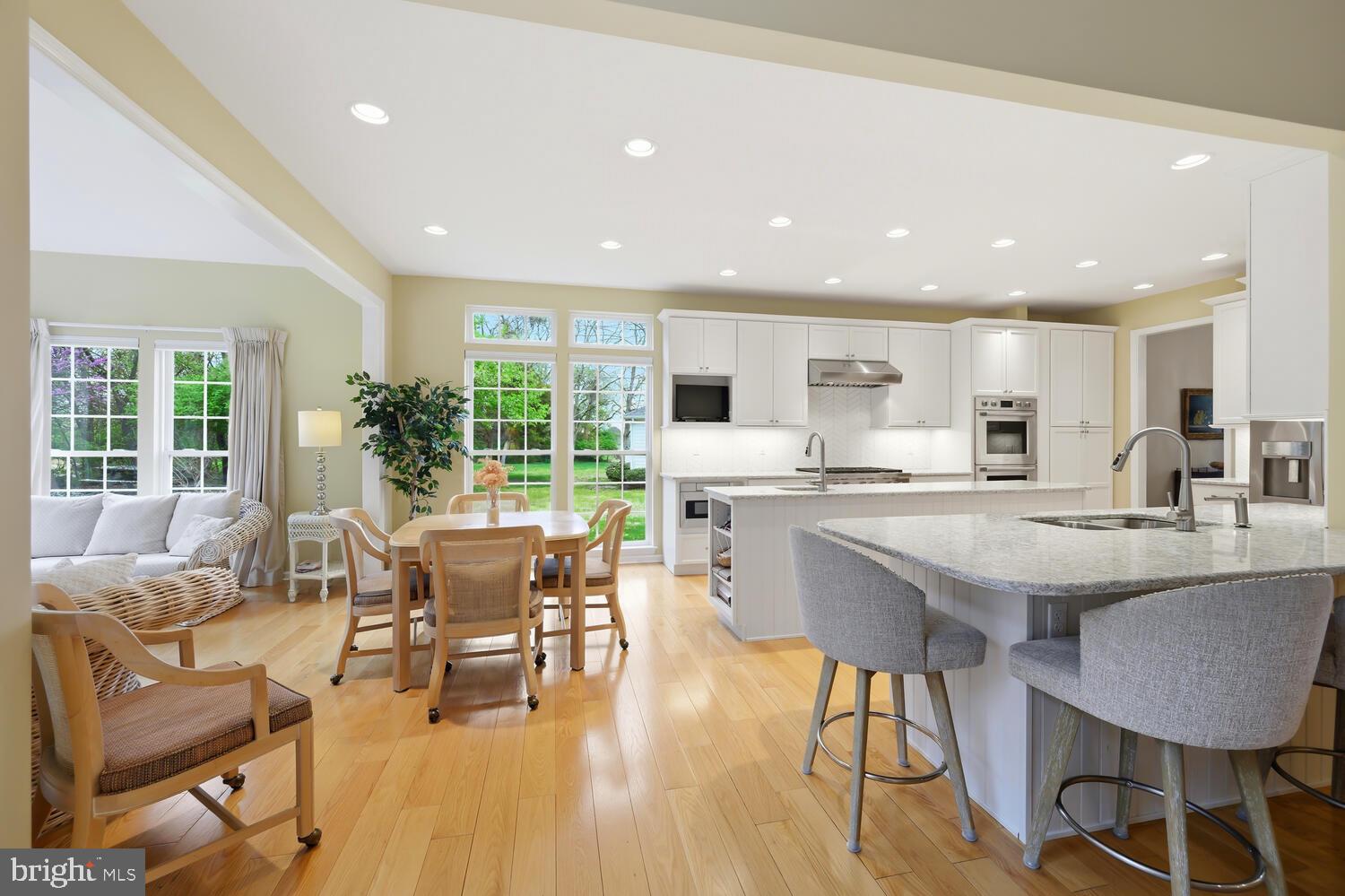 7588 EASTON CLUB DRIVE