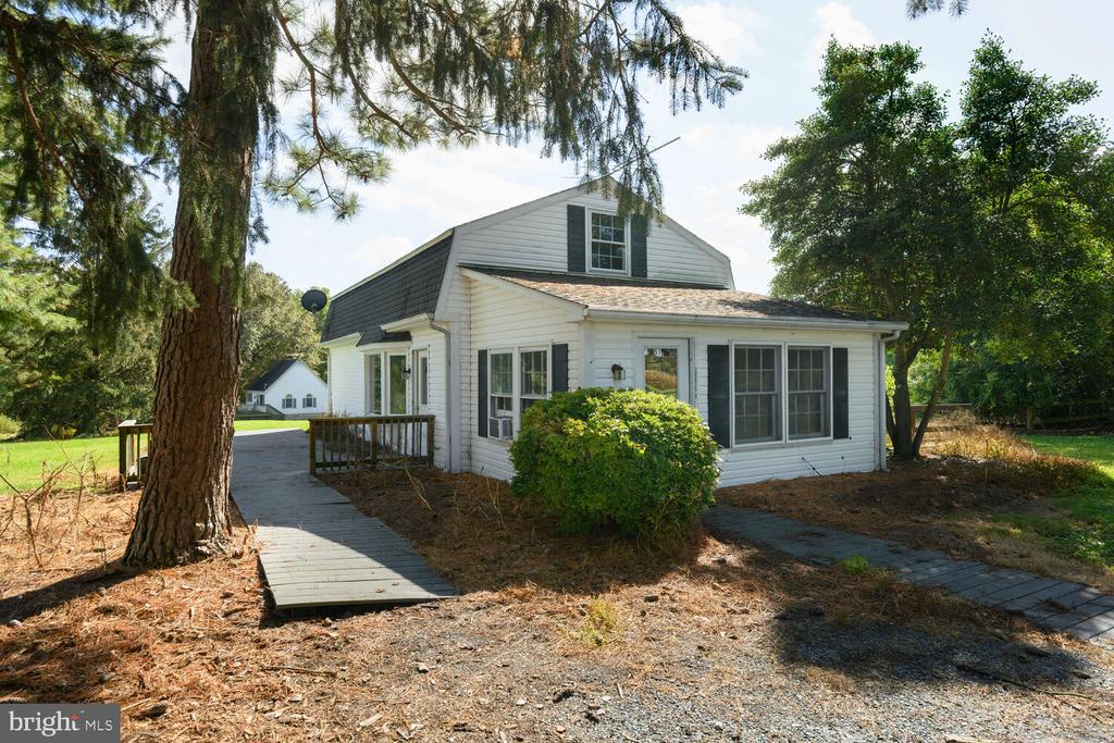 28923 ISLAND CREEK ROAD