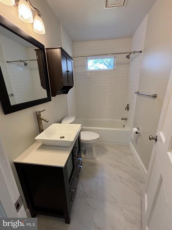 18 WRIGHTSON AVENUE