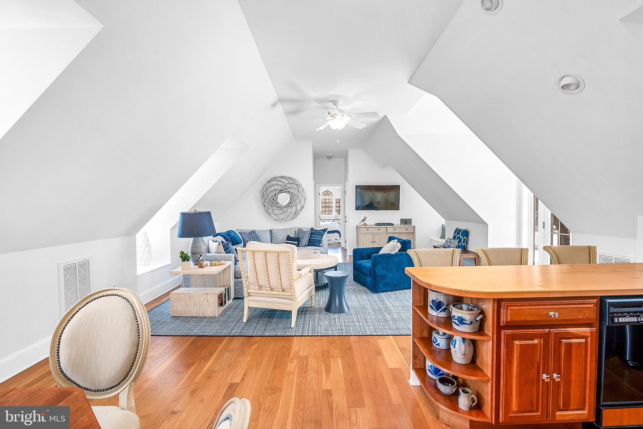 24679 DEEP NECK ROAD