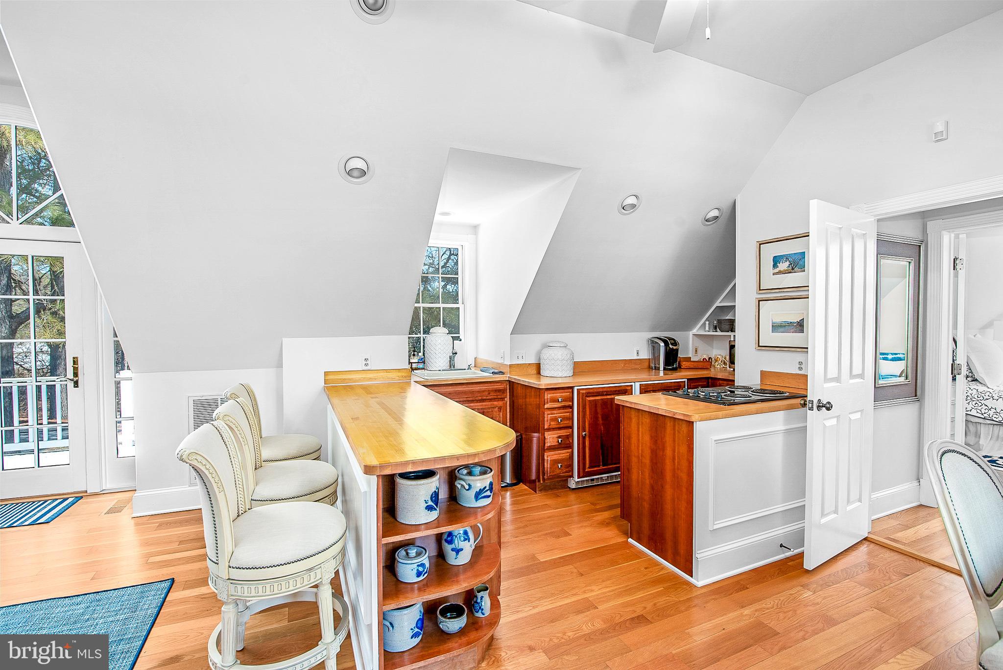 24679 DEEP NECK ROAD