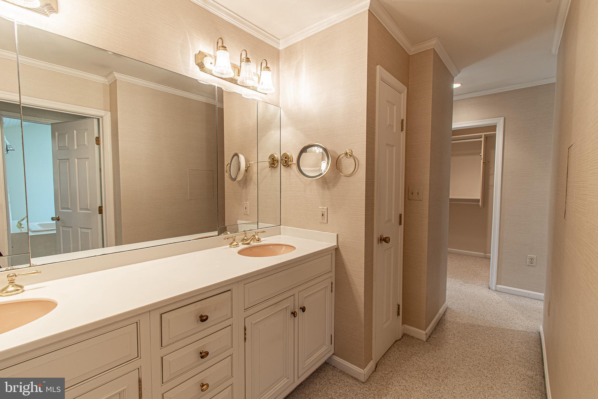 31 LONDONDERRY DRIVE