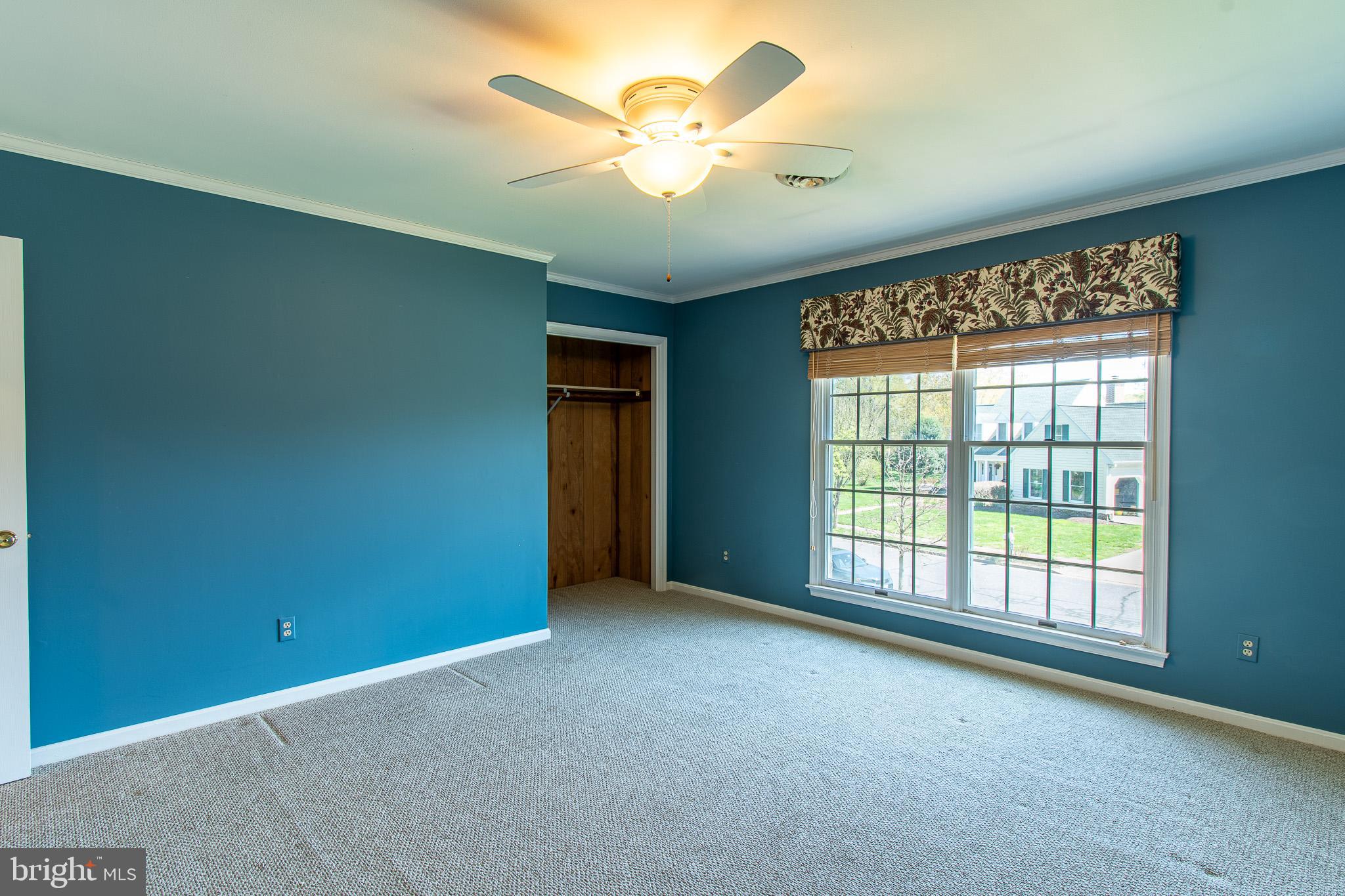 31 LONDONDERRY DRIVE