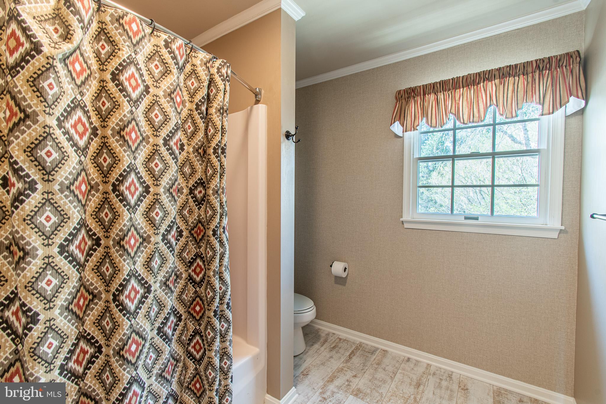 31 LONDONDERRY DRIVE