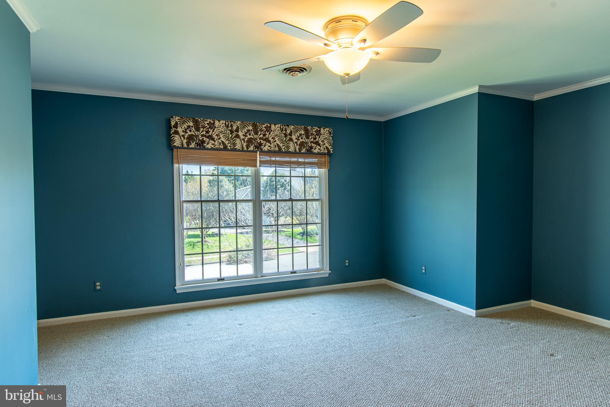 31 LONDONDERRY DRIVE