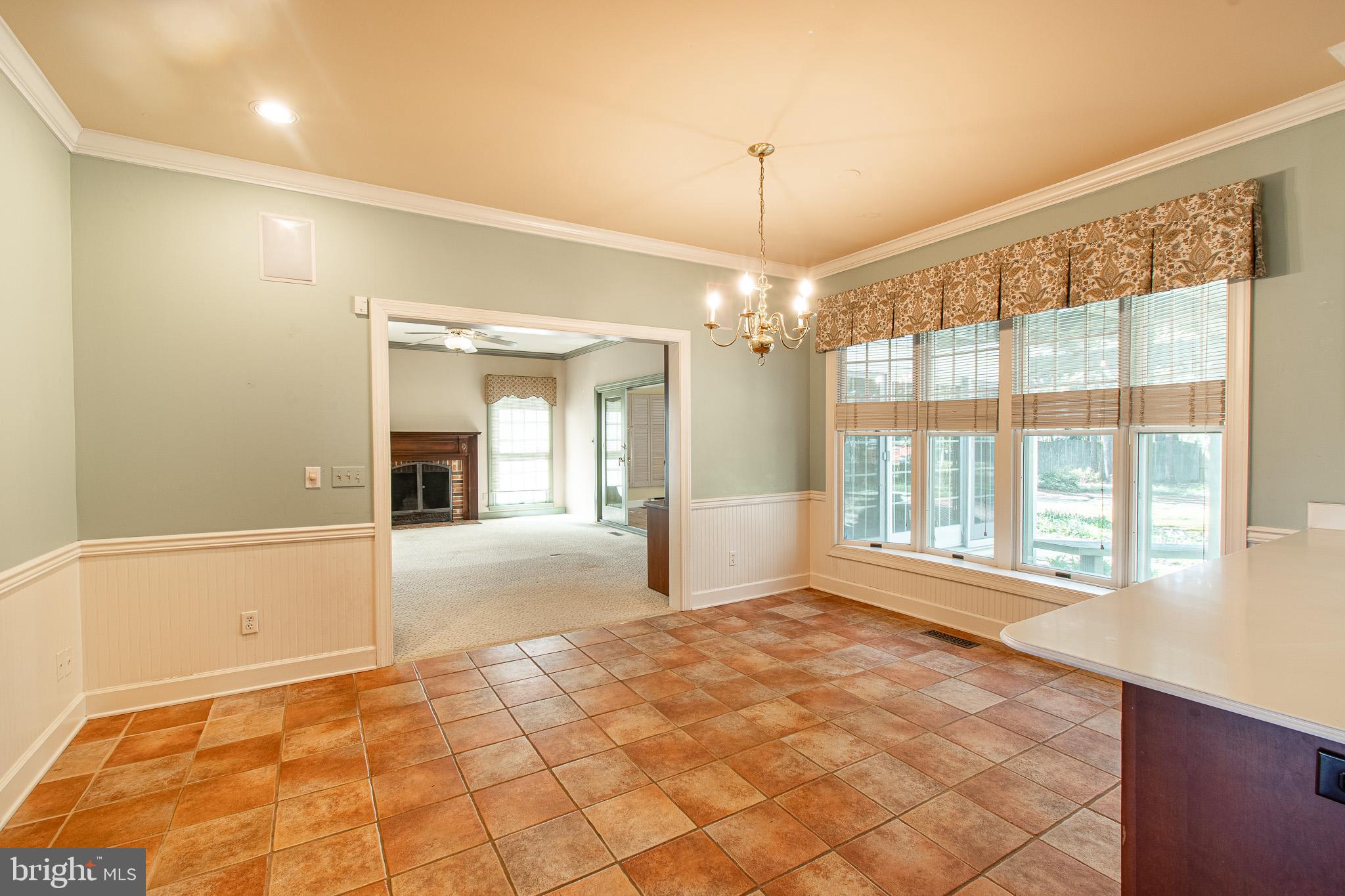 31 LONDONDERRY DRIVE