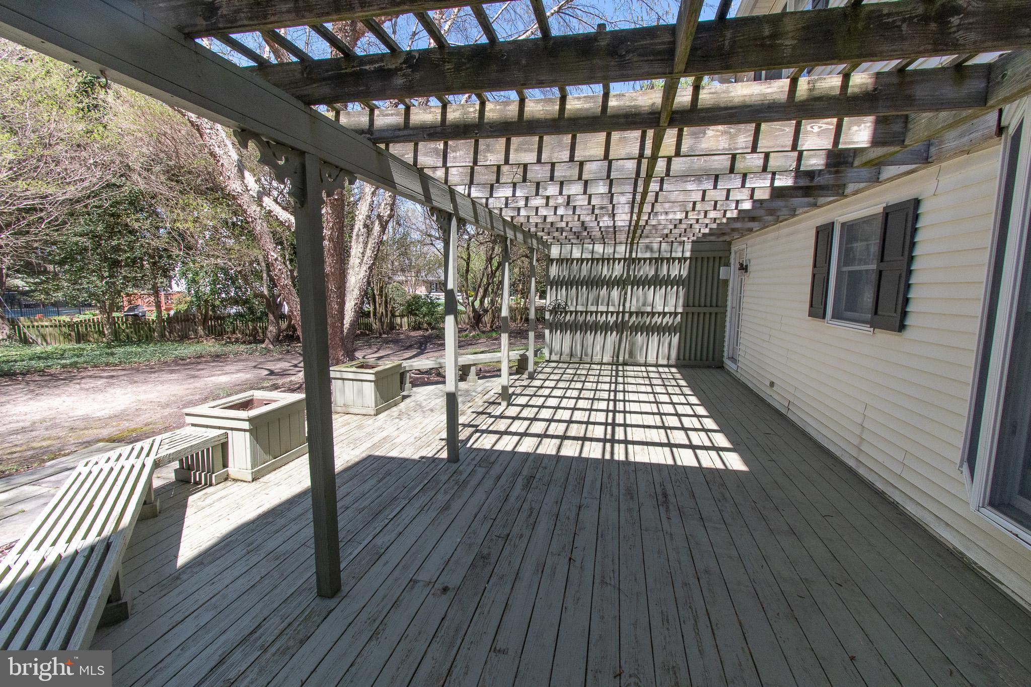 31 LONDONDERRY DRIVE