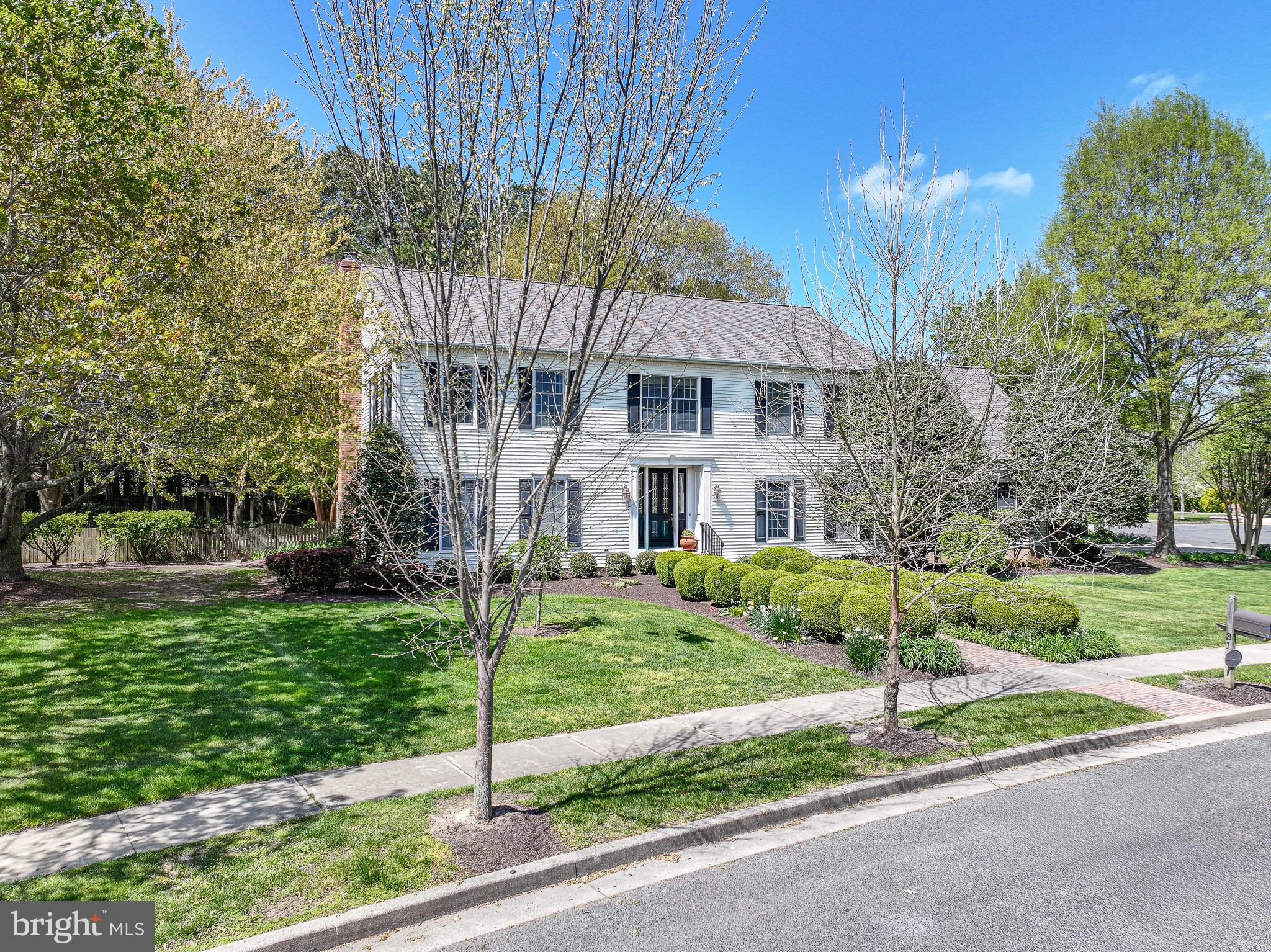 31 LONDONDERRY DRIVE