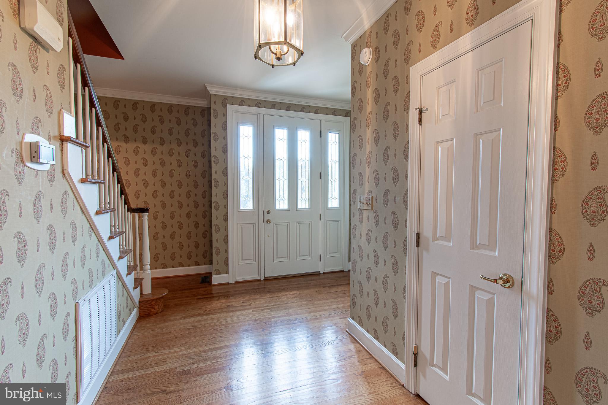 31 LONDONDERRY DRIVE