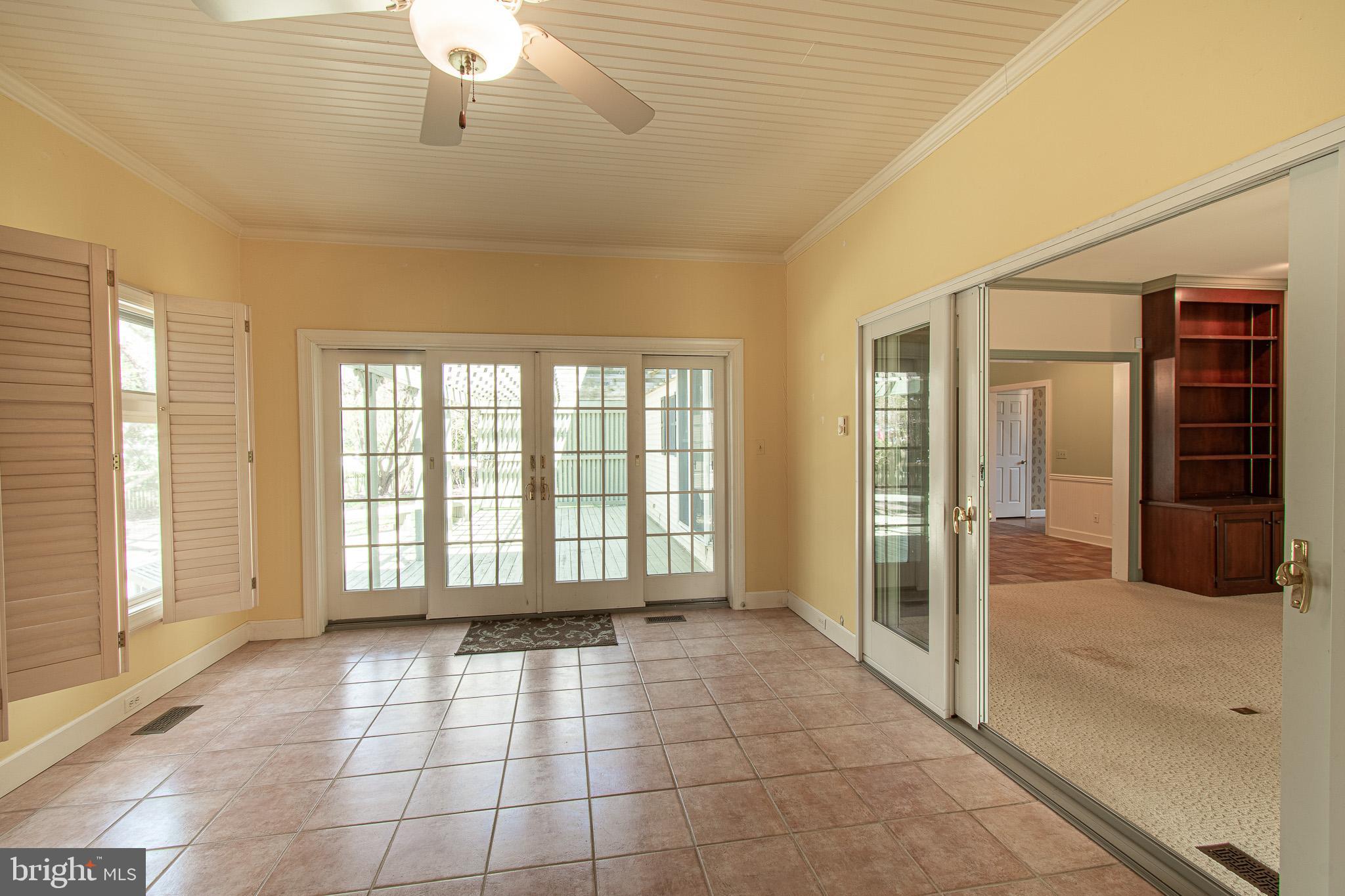 31 LONDONDERRY DRIVE