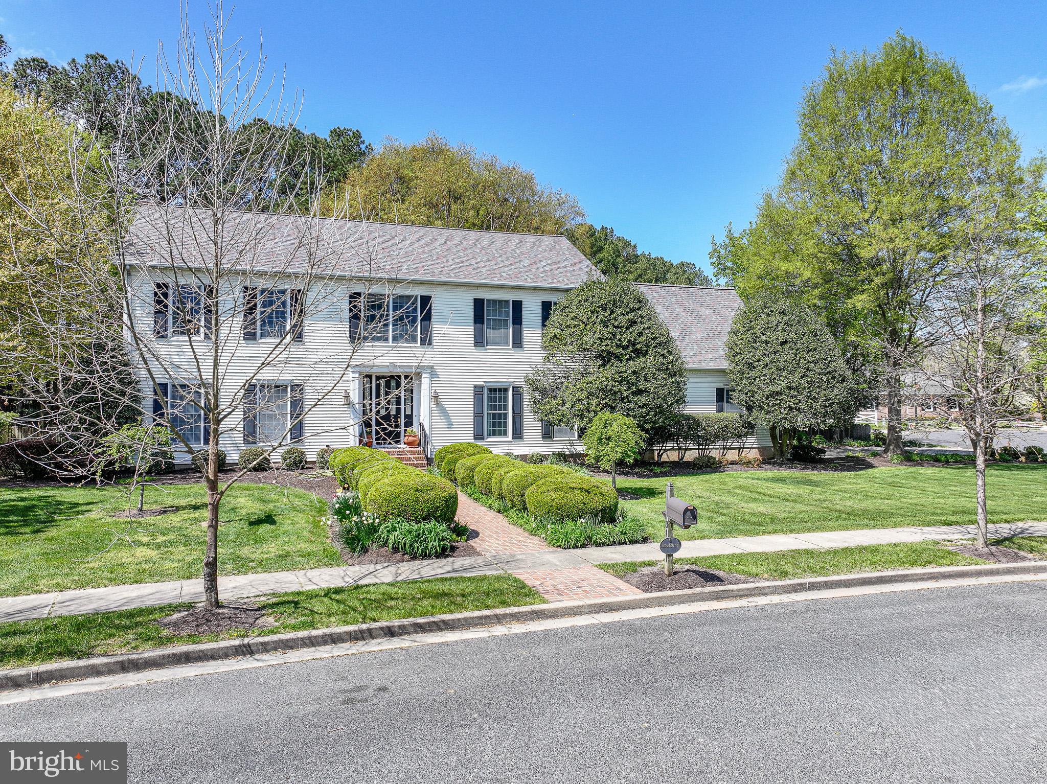 31 LONDONDERRY DRIVE