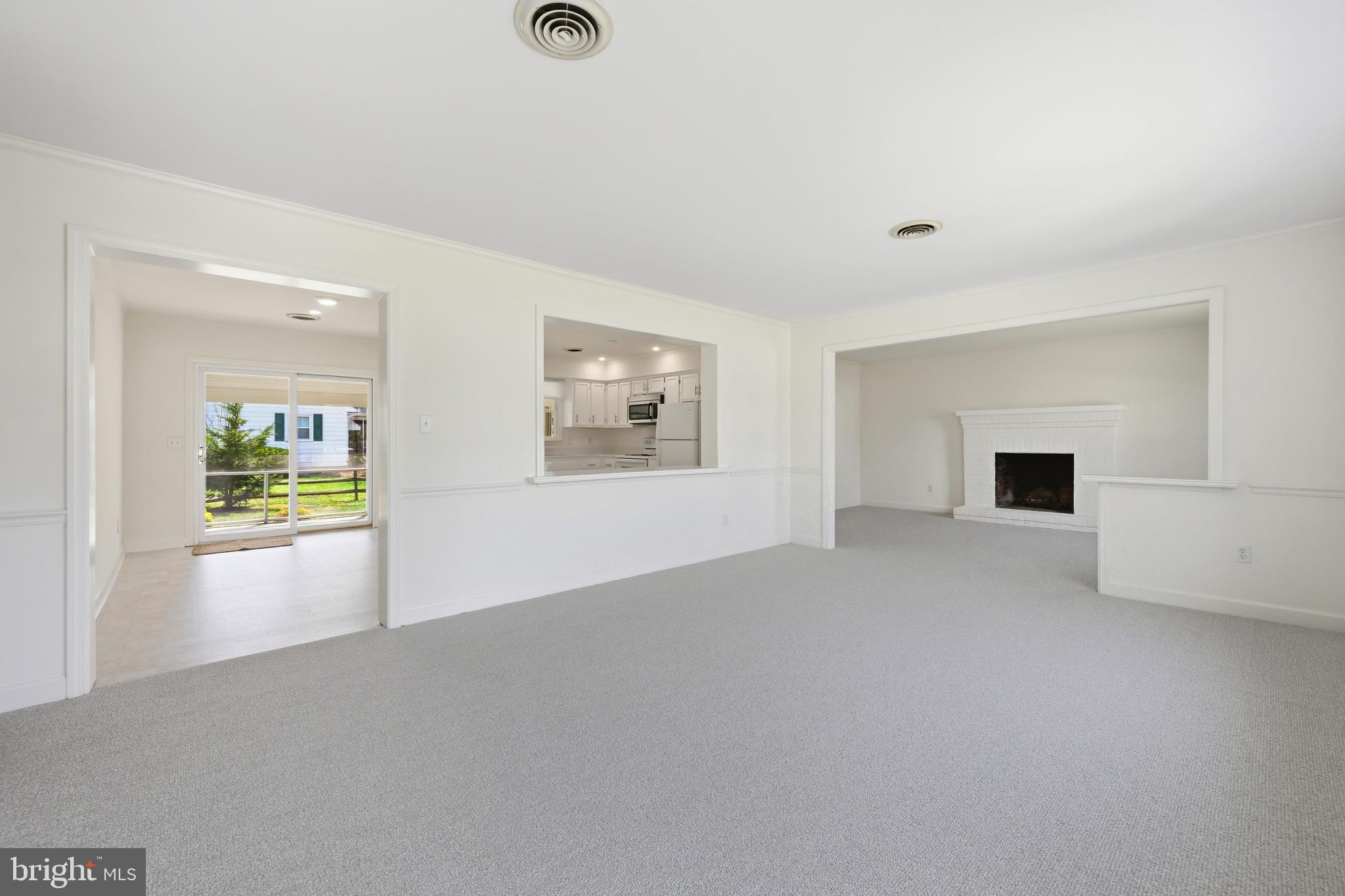 100 DIVISION, E STREET