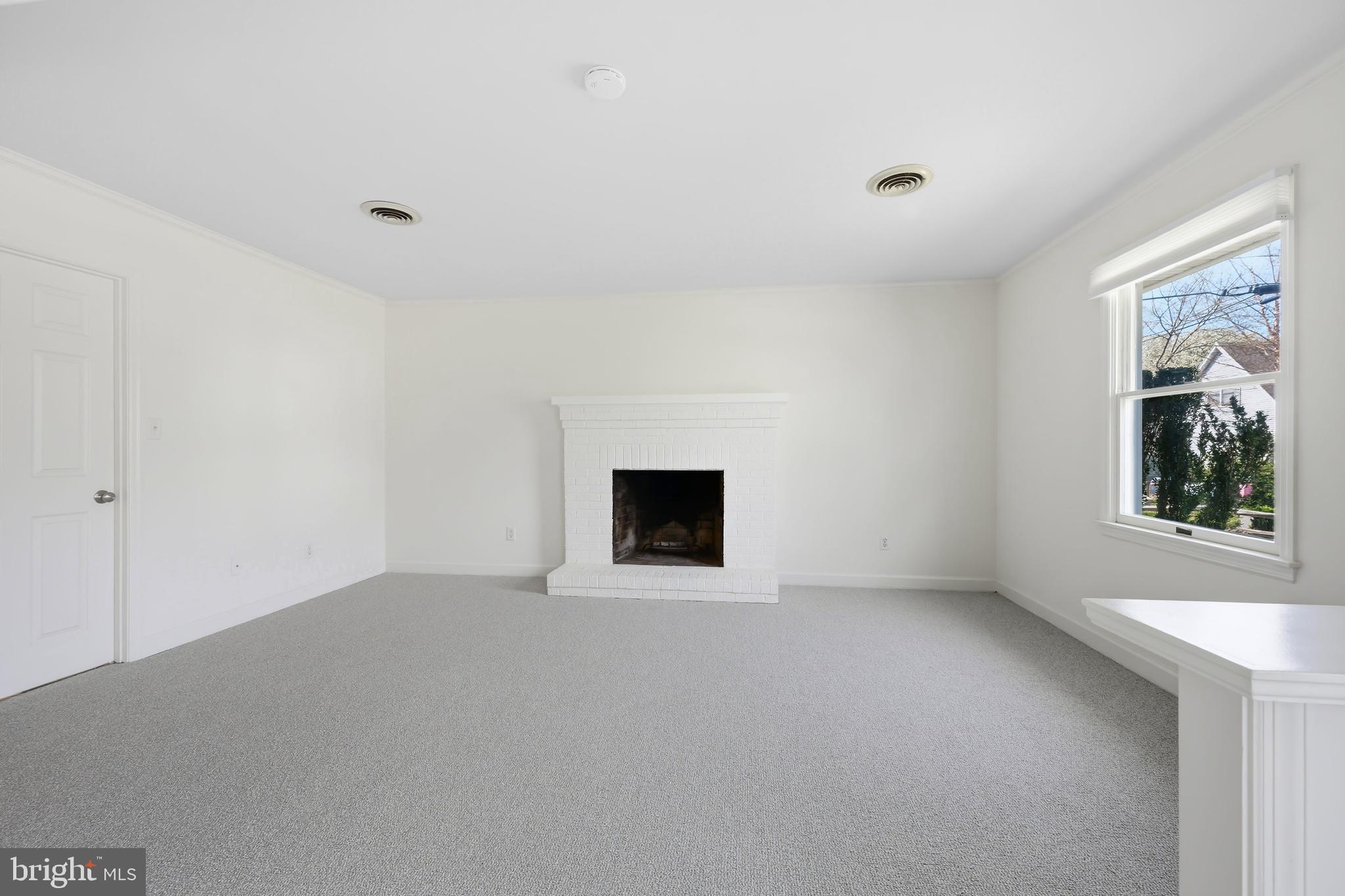 100 DIVISION, E STREET