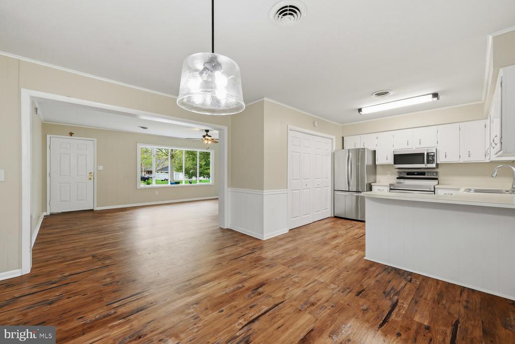 29311 PIN OAK WAY