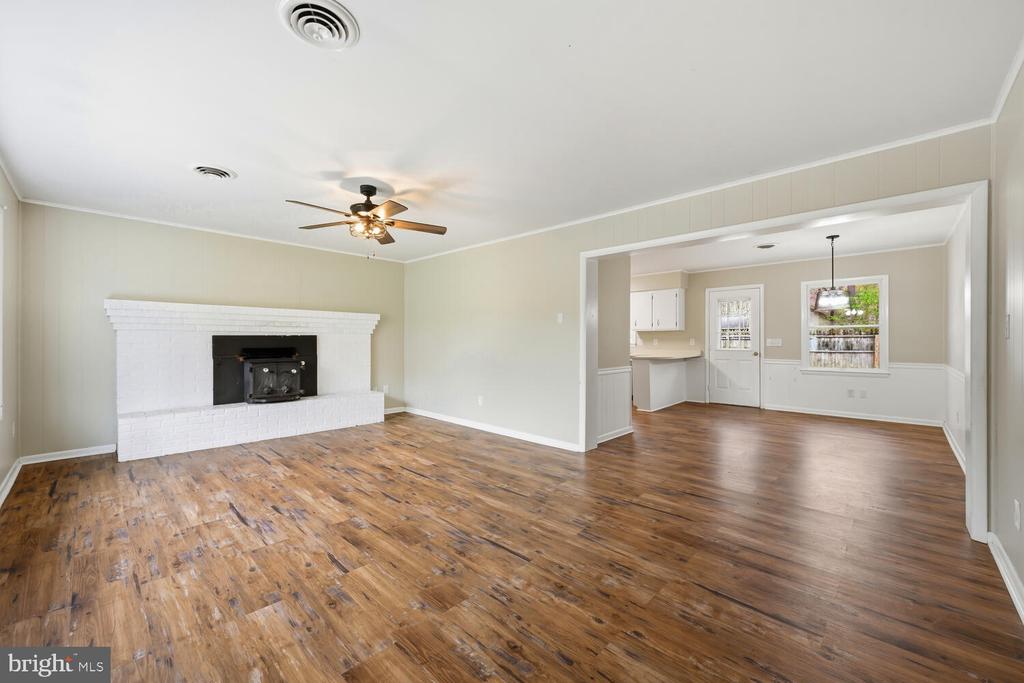 29311 PIN OAK WAY