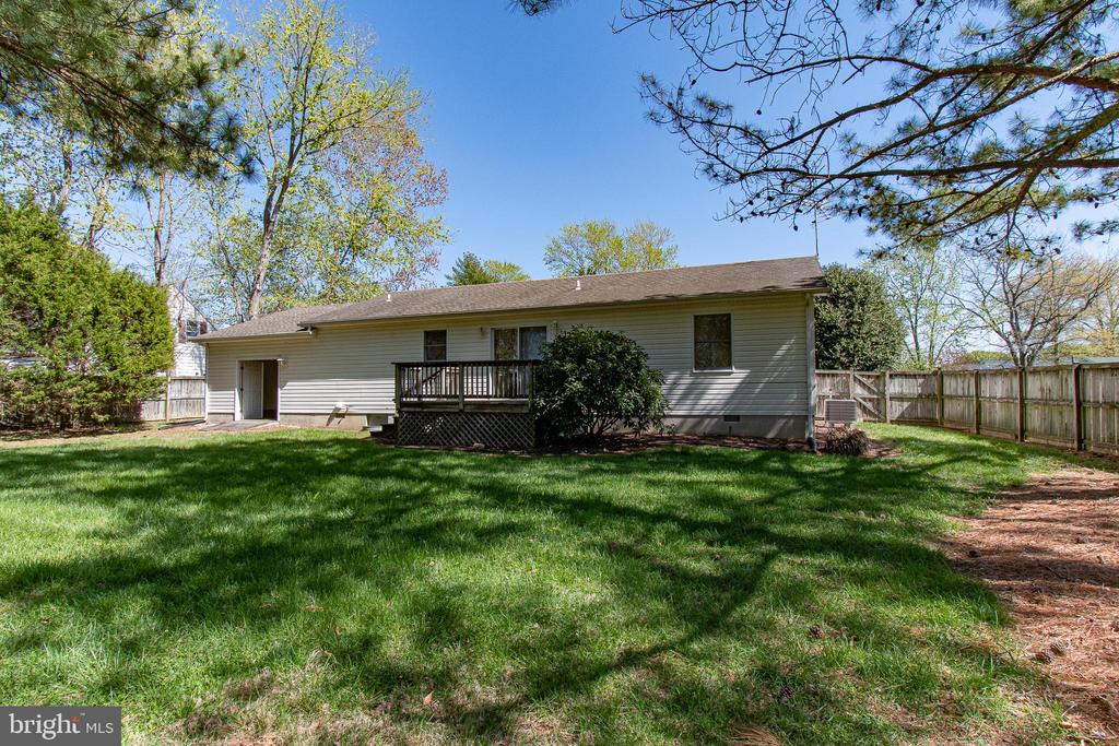 3824 SEYMOUR DRIVE