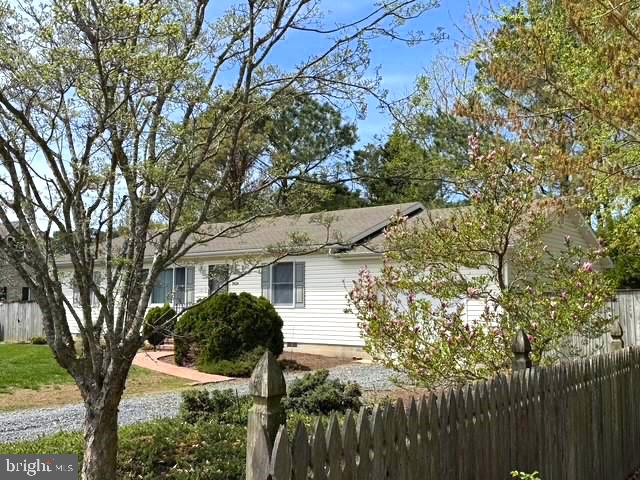 3824 SEYMOUR DRIVE