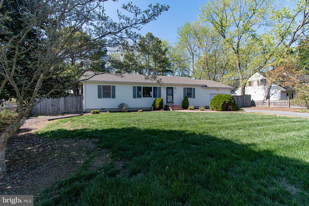 3824 SEYMOUR DRIVE