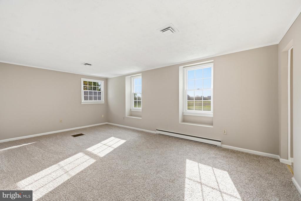 10118 HINERS LANE