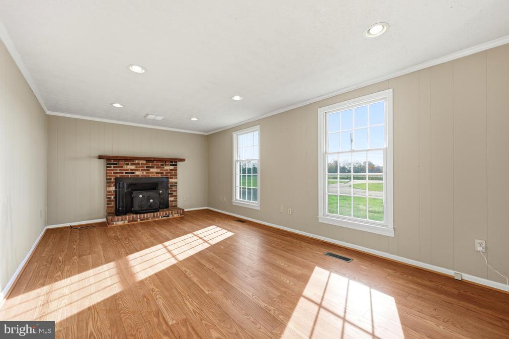 10118 HINERS LANE