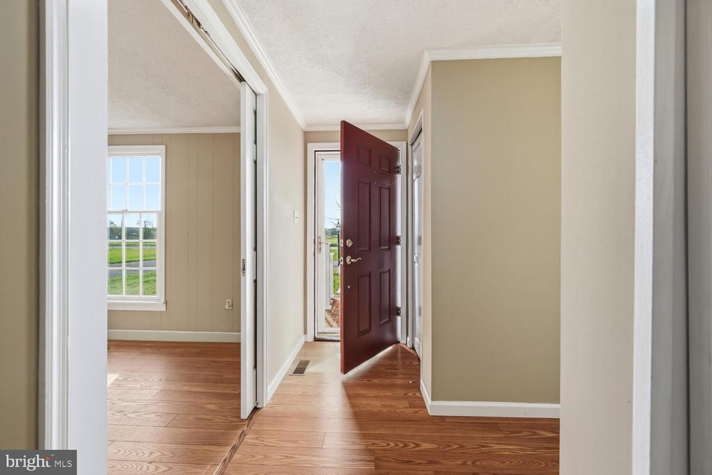 10118 HINERS LANE