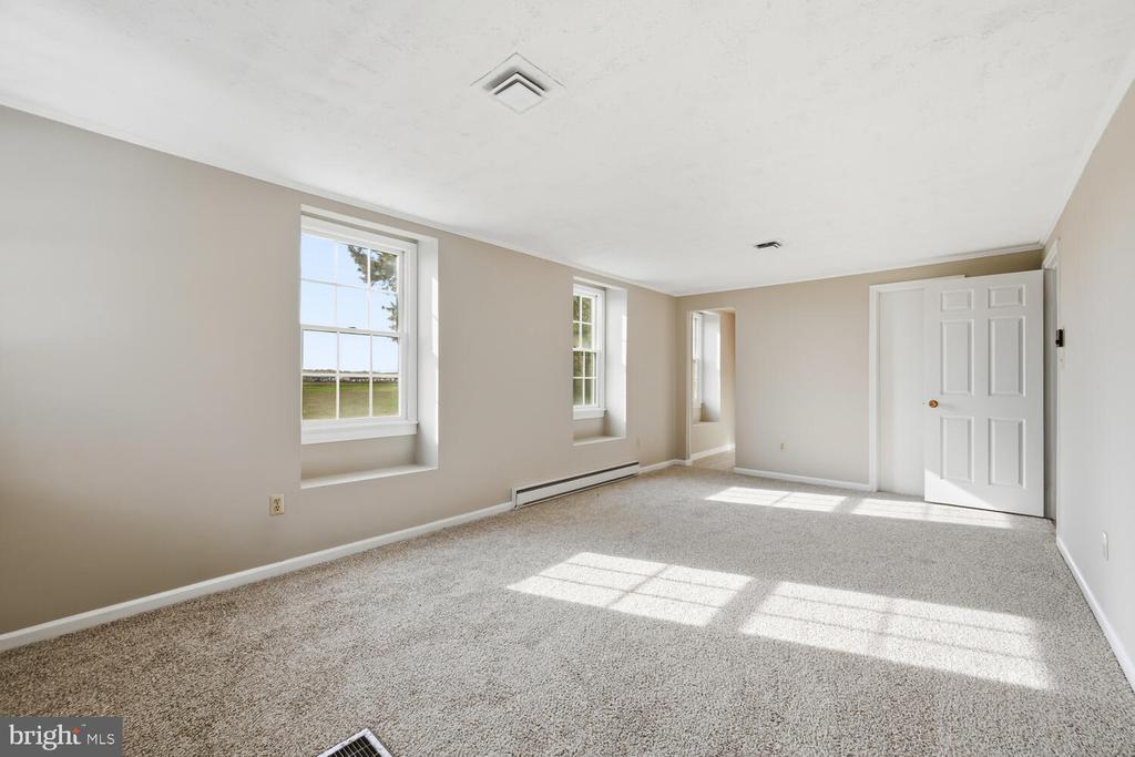 10118 HINERS LANE